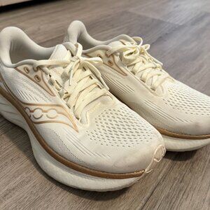 Women's Saucony Ride 18 Size 8 B Regular width